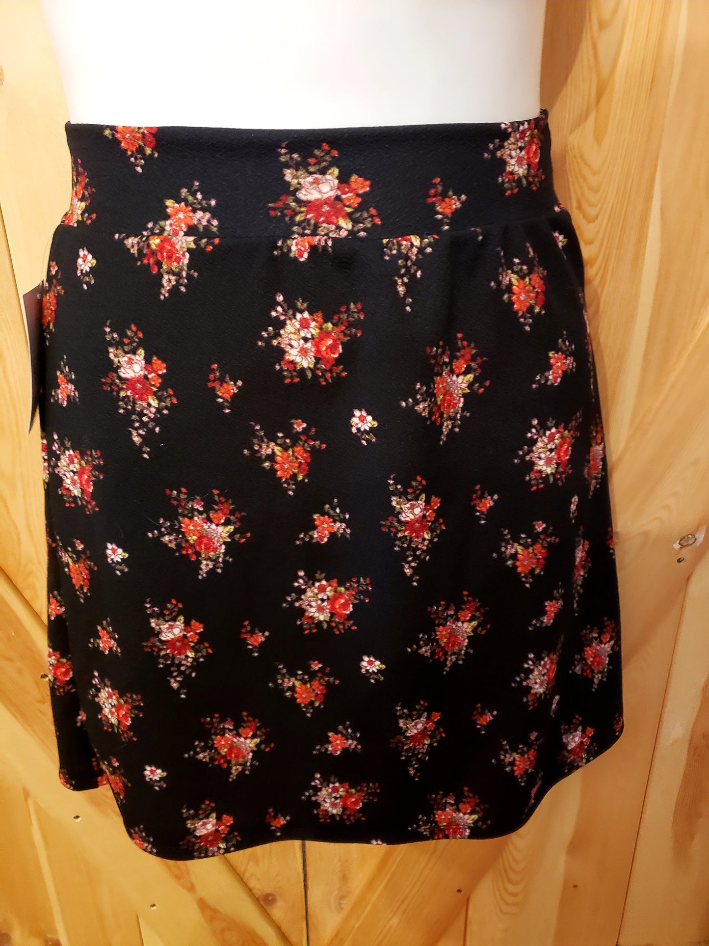 TINY ROSE BOUQUETS Floral Chloe Skirt