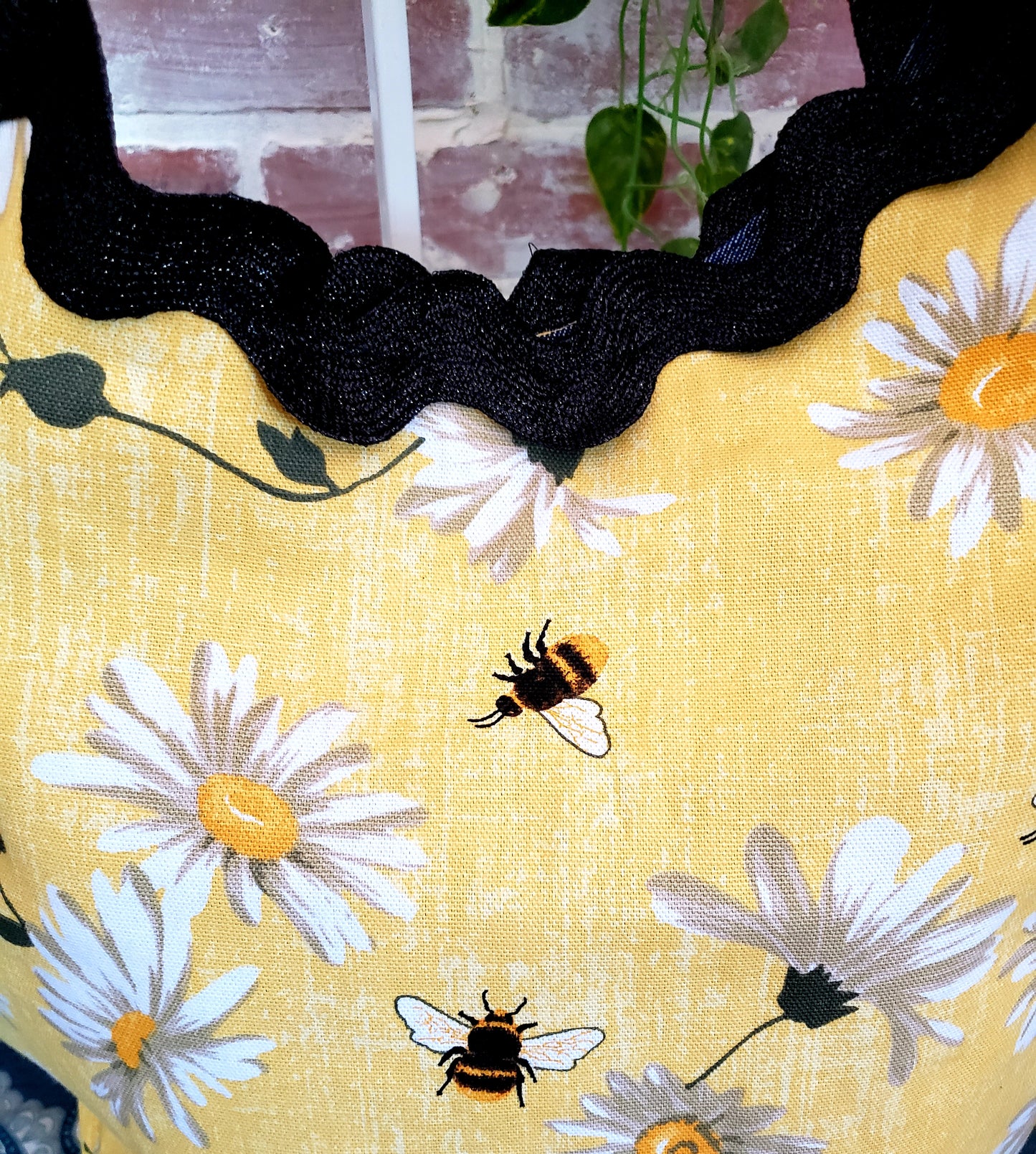 Handmade DAISY'S AND BUMBLE BEES Colorful Boho Shoulder Bags, Cotton Bohemian Bags Denim Lined