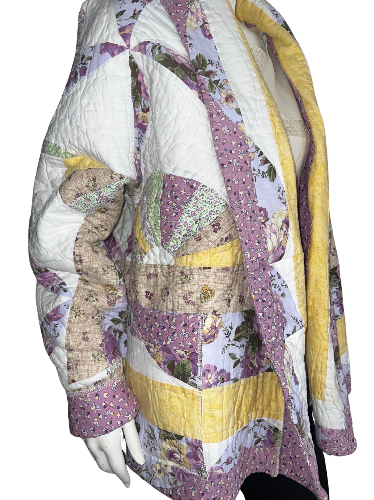 Quilt Coat Jacket - Dresden Plate,  lavender, shades of purple and yellow Vintage from 40’s Design Patchwork Floral Vintage Quilt Fits Most