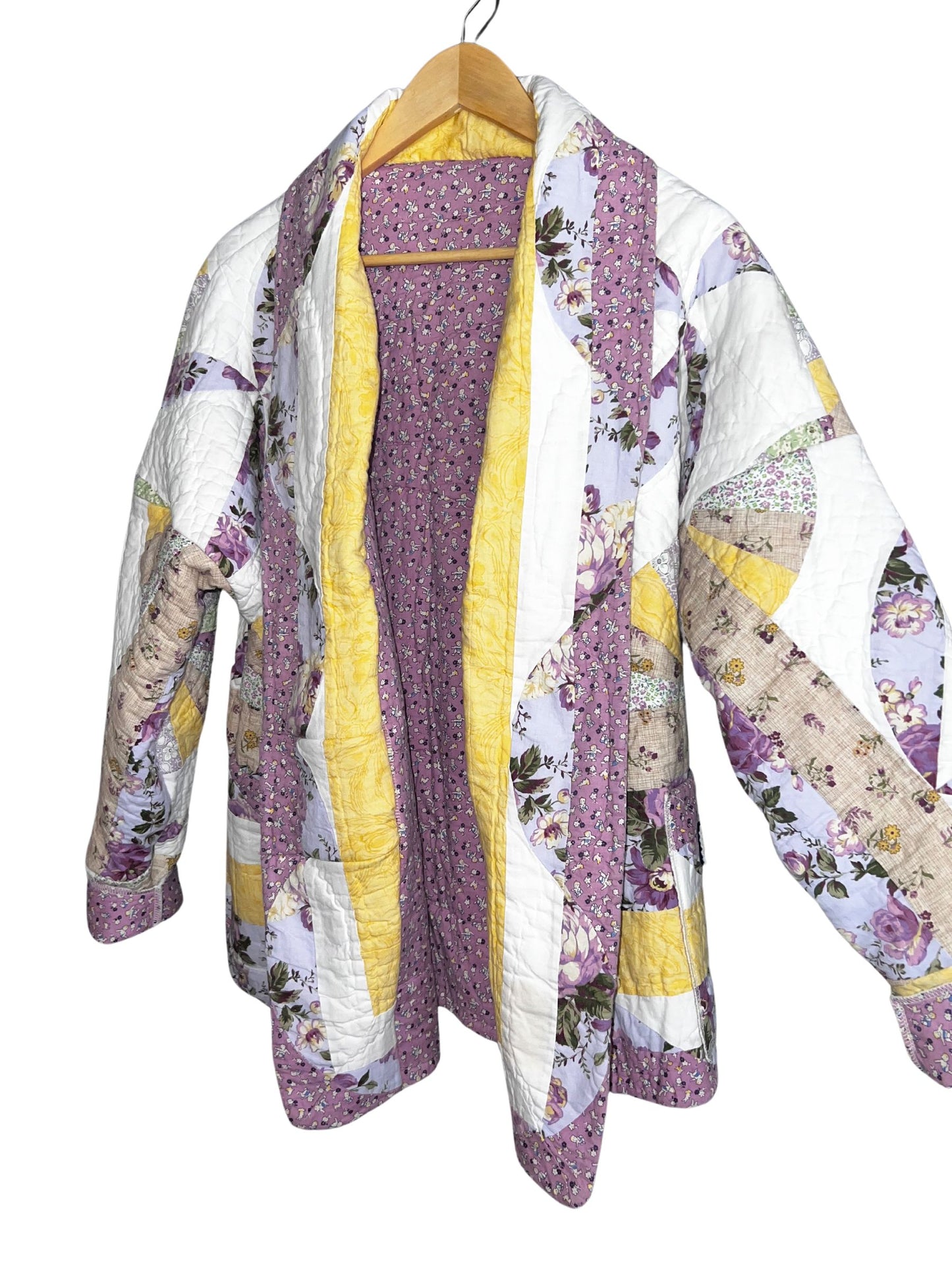 Quilt Coat Jacket - Dresden Plate,  lavender, shades of purple and yellow Vintage from 40’s Design Patchwork Floral Vintage Quilt Fits Most